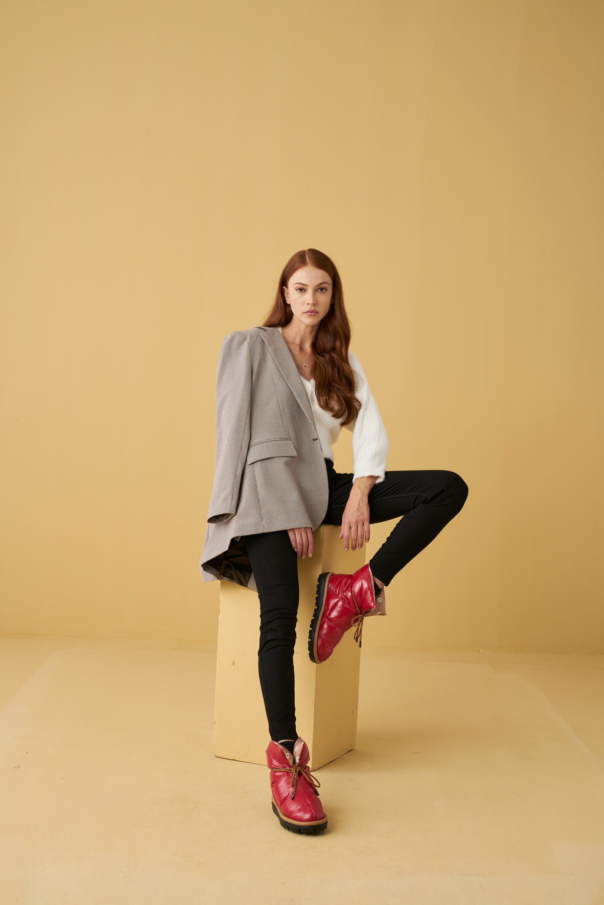 image-shiny-red-1.jpg