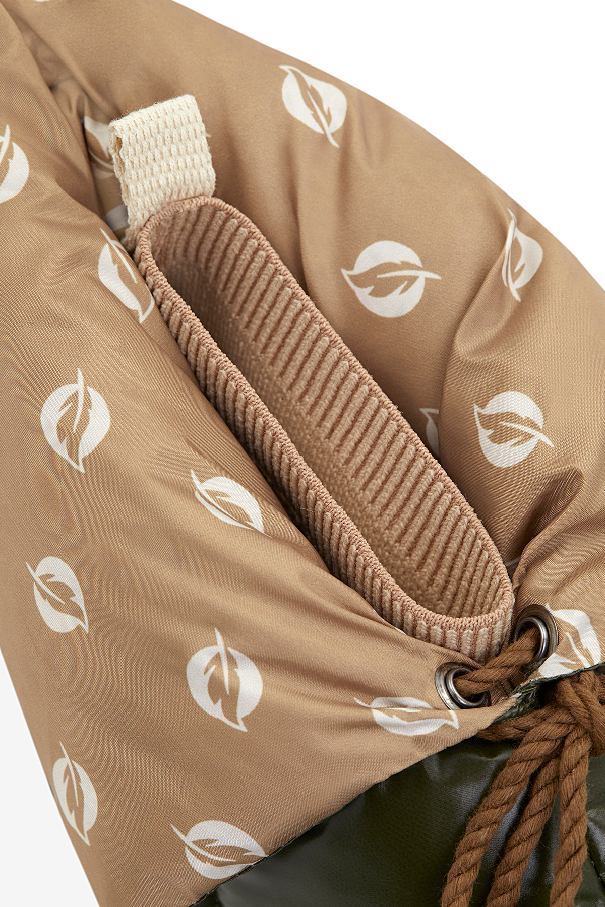 shiny-khaki-5.jpg